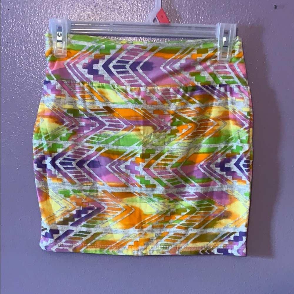 Short Maxi Skirt